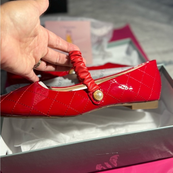Chic Red Quilted Flats by C. paravona - Picture 14 of 16